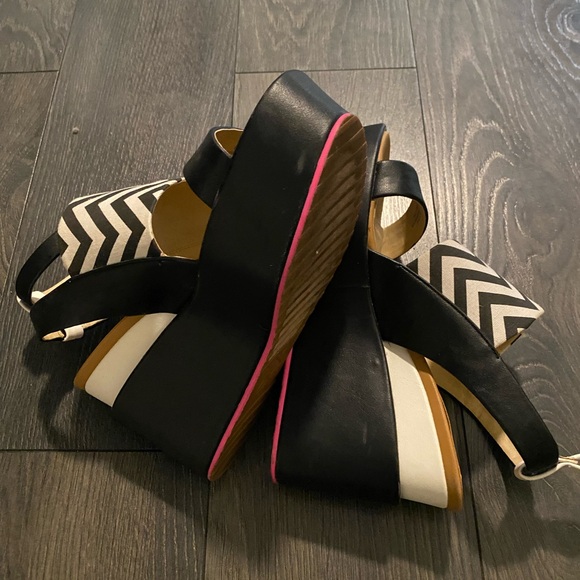 Platform sandals in original box from gx by Gwen Stefani in size 6 - Picture 4 of 5